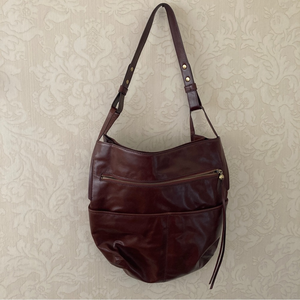 NEW HOBO brown leather bag/purse